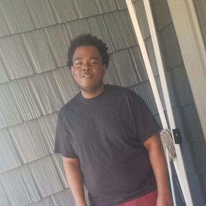 Meet your Posher, Devin